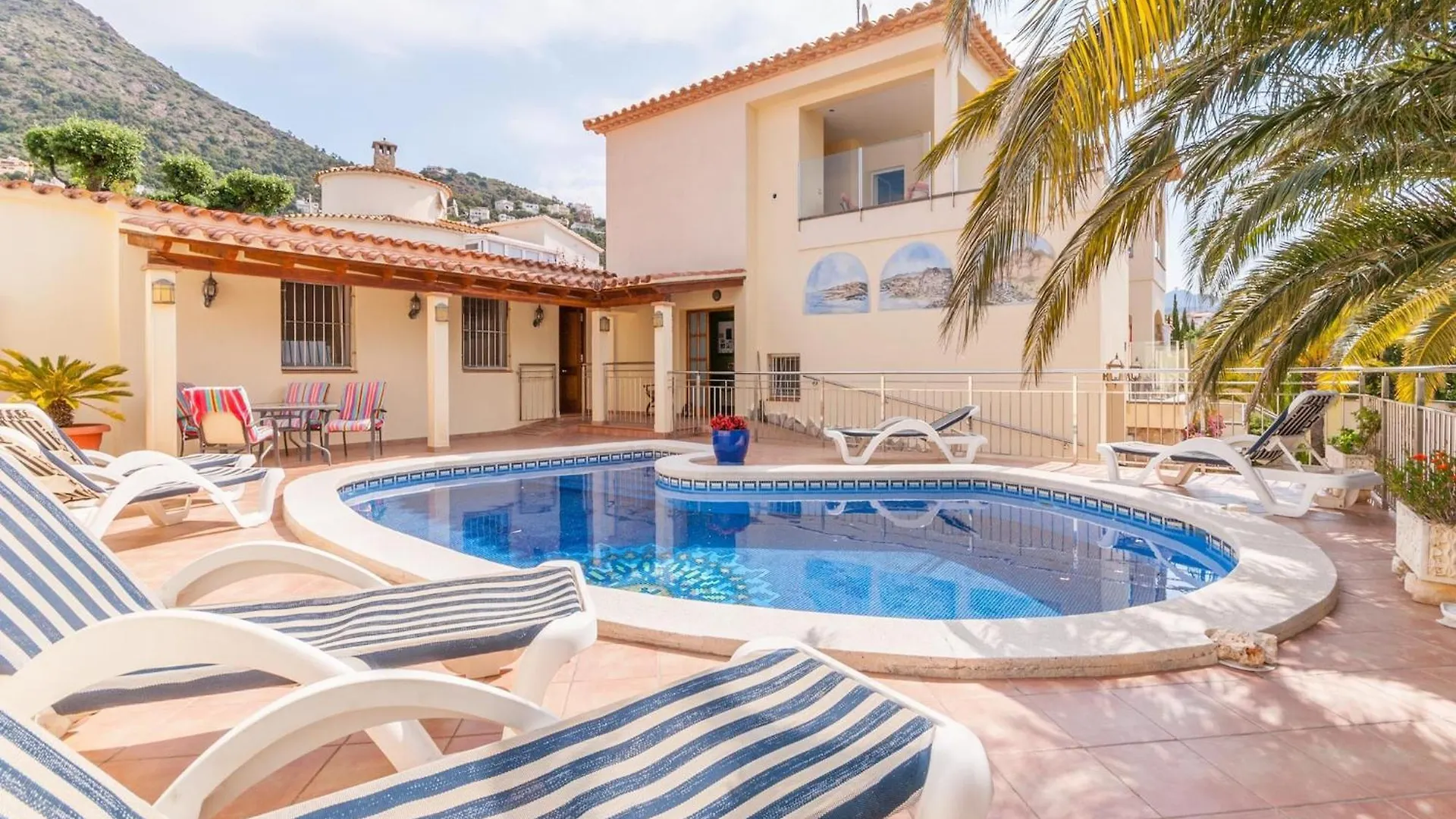 Modern Apartment In Roses With Swimming Pool 0*,  Spanien